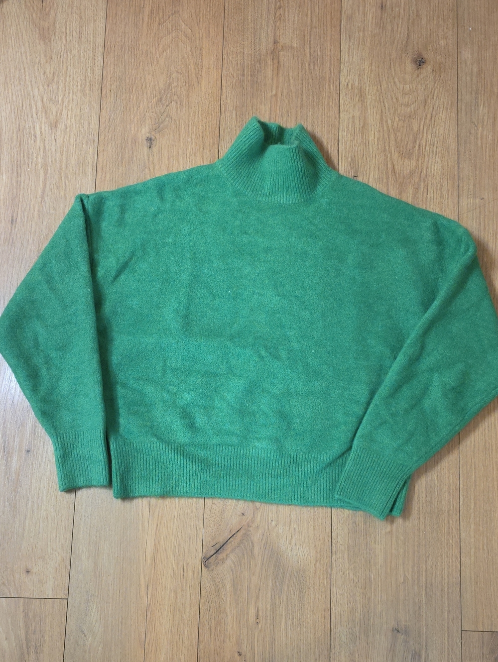 Zara Kelly Green Turtleneck Sweater